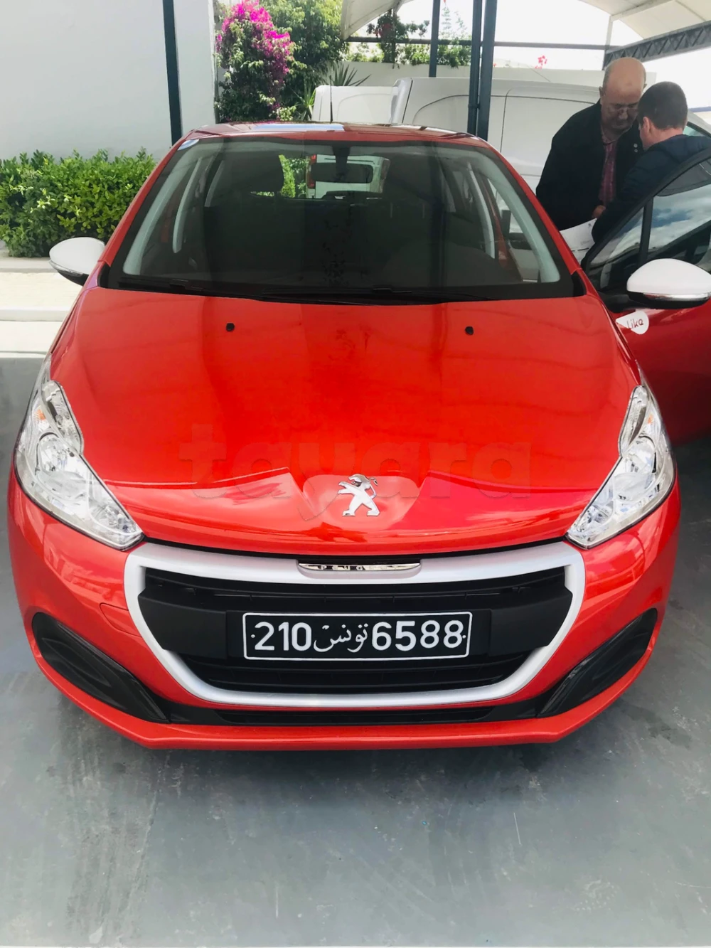 Carte voiture Peugeot 208
