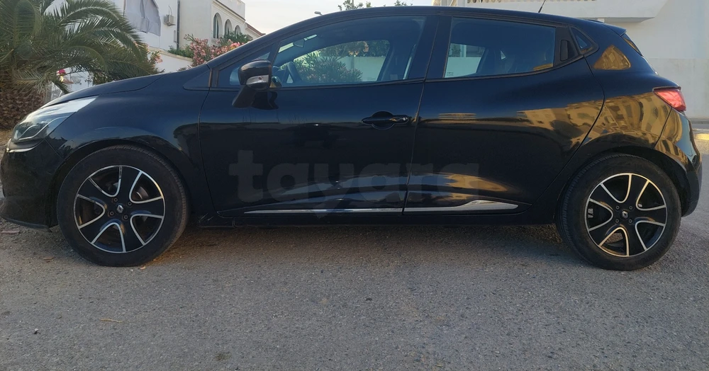 Carte voiture Renault Clio