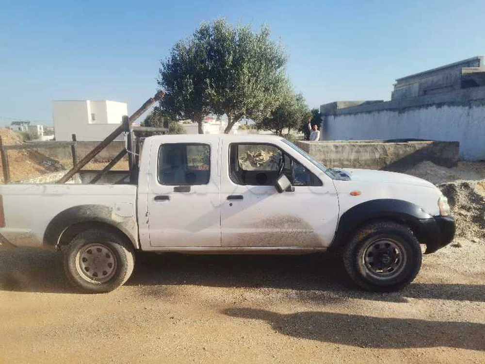 Nissan Pick up