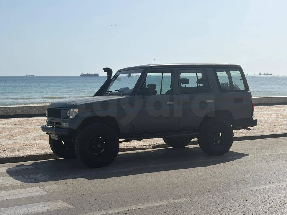 Toyota Land Cruiser