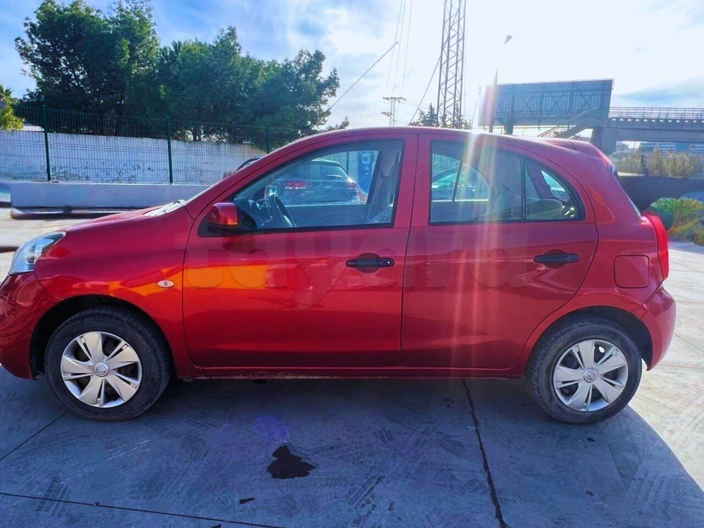 Carte voiture Nissan Micra