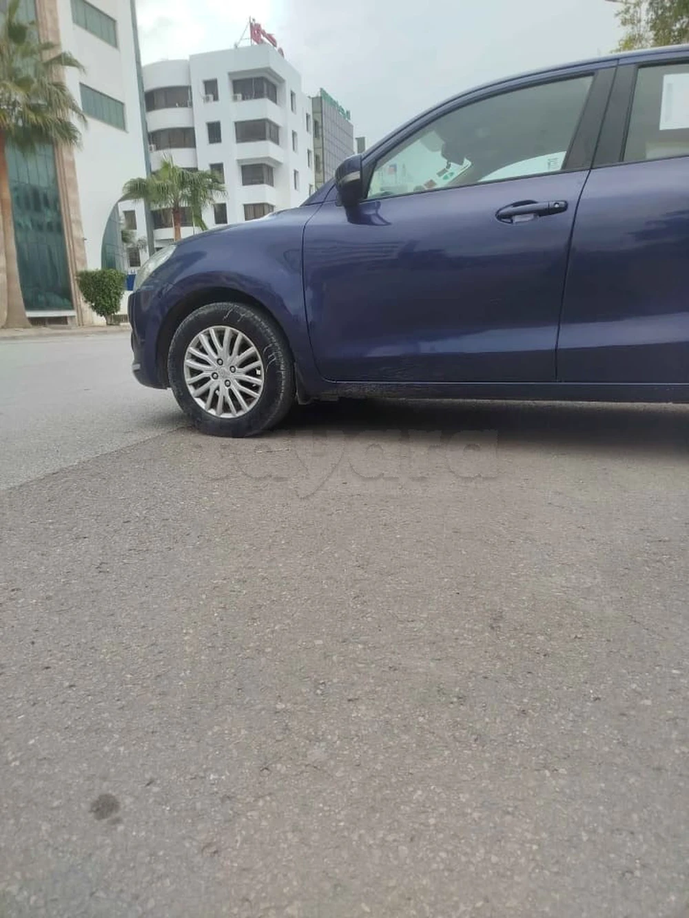 Carte voiture Suzuki Swift