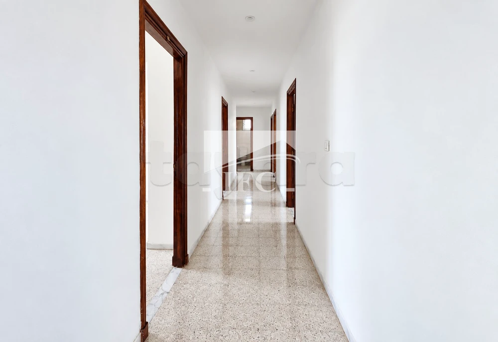 Bureau à louer en 13 espaces – 250 m² – Charguia 2 – IFCC87
