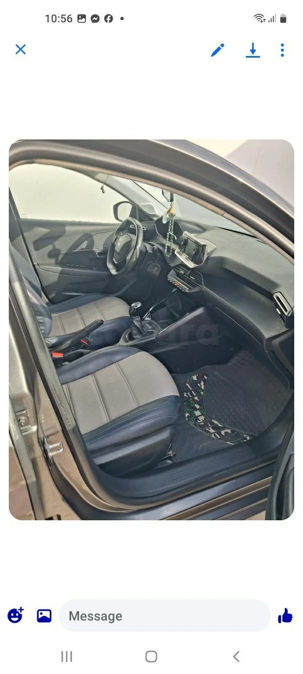 Voiture 208 série 227 1ère main
