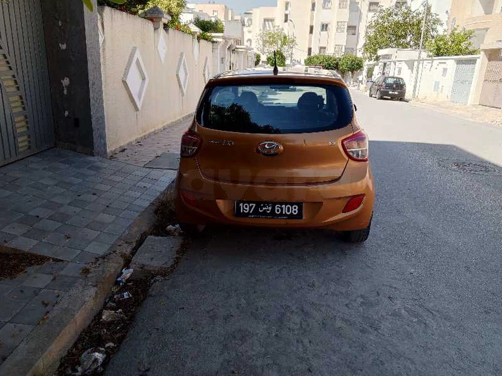 Carte voiture Hyundai i10