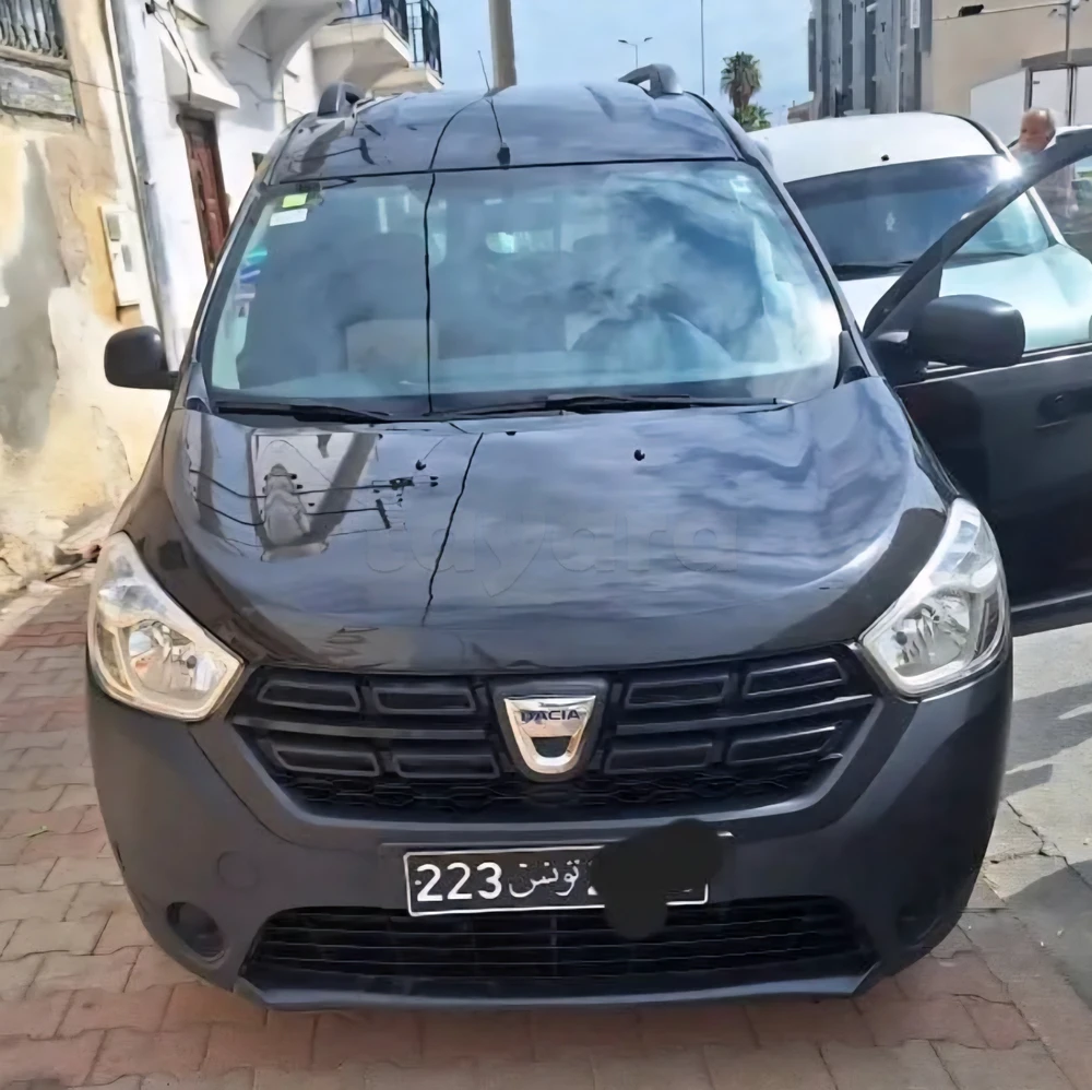Carte voiture Dacia Dokker