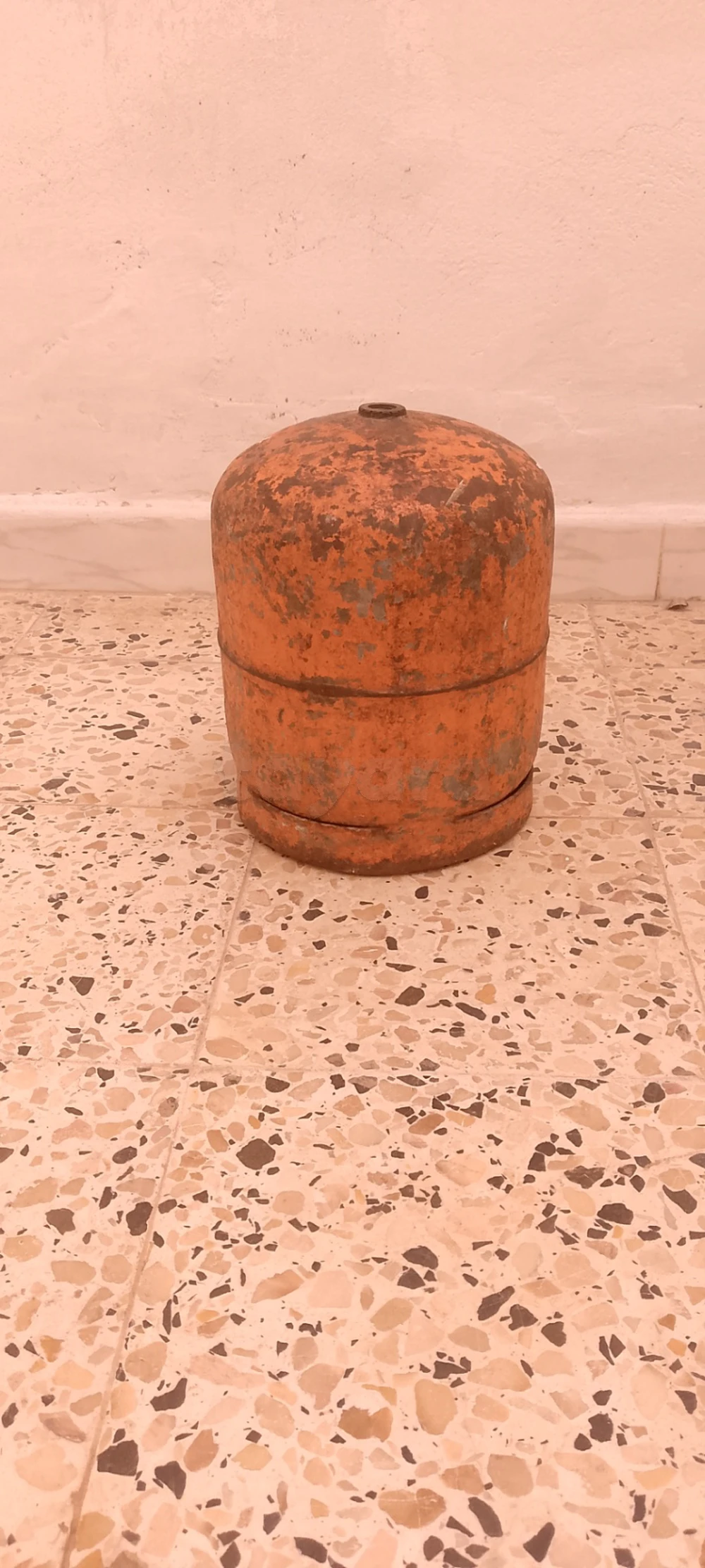 قارورة غاز صغيرة