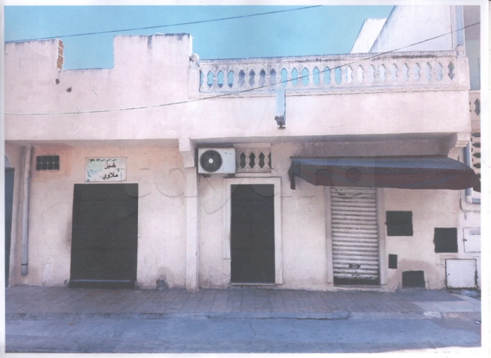 maison et 2 garages