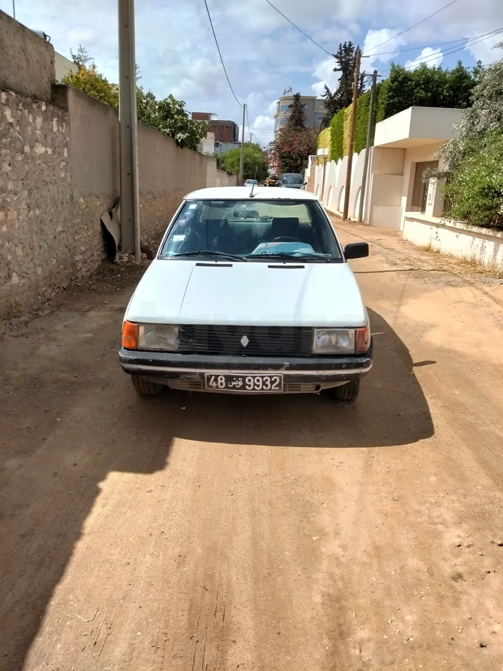 Renault 9