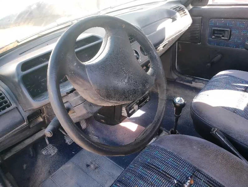 Peugeot 205