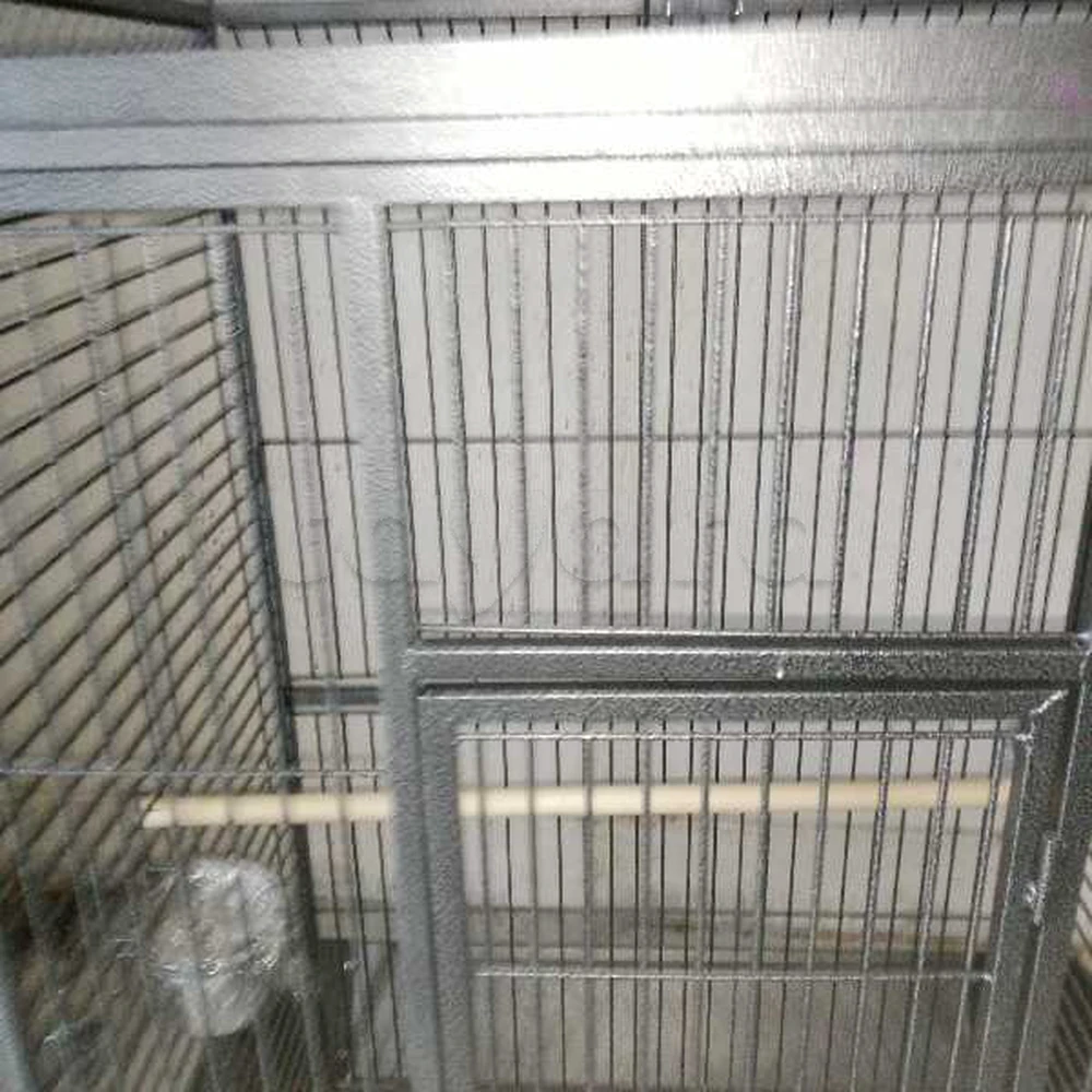 cage pour grand perroquets