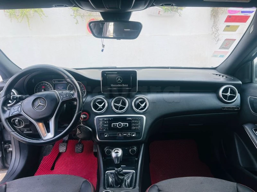 Carte voiture Mercedes-Benz Classe A
