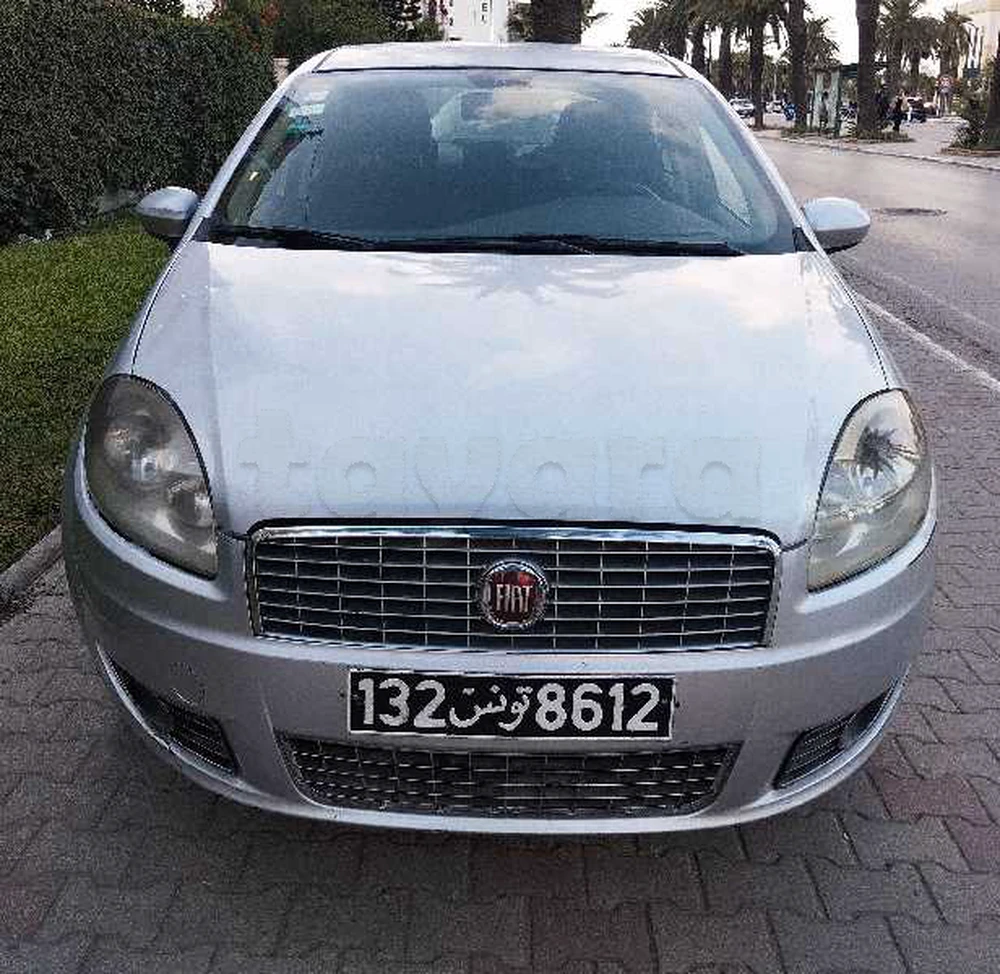 Carte voiture Fiat Linea