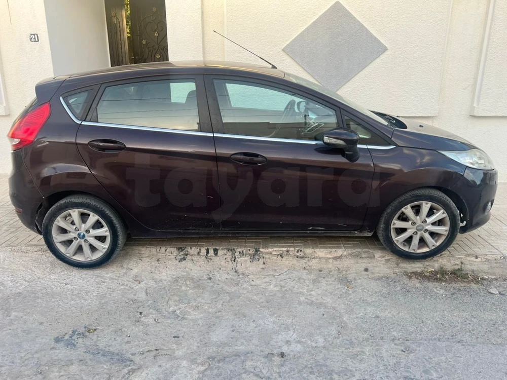 Carte voiture Ford Fiesta