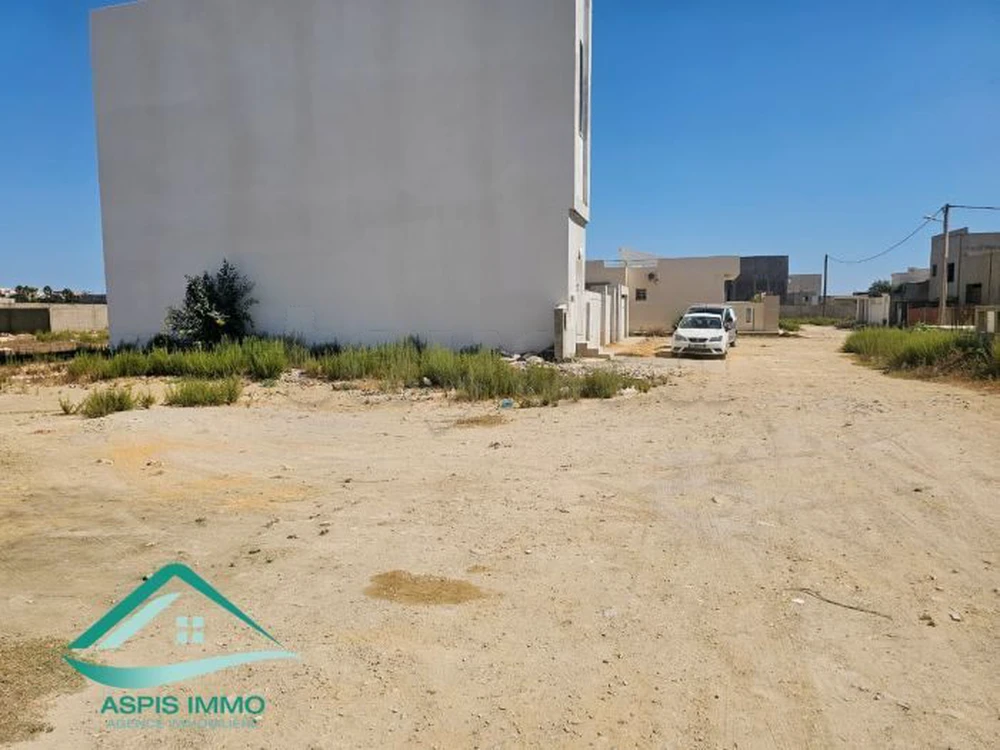 Terrain d'habitation 203 m² à Jinen Mansourah Kelibia