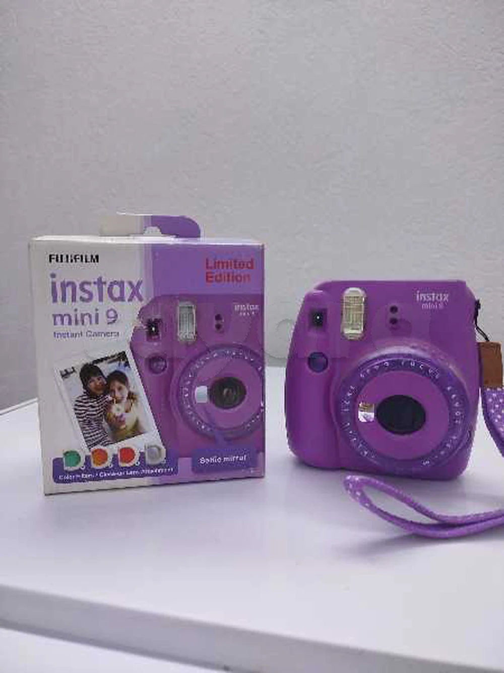 Fujifilm Instax Mini 9 Limited Edition (Clear Purple) avec Boîte & Accessoires