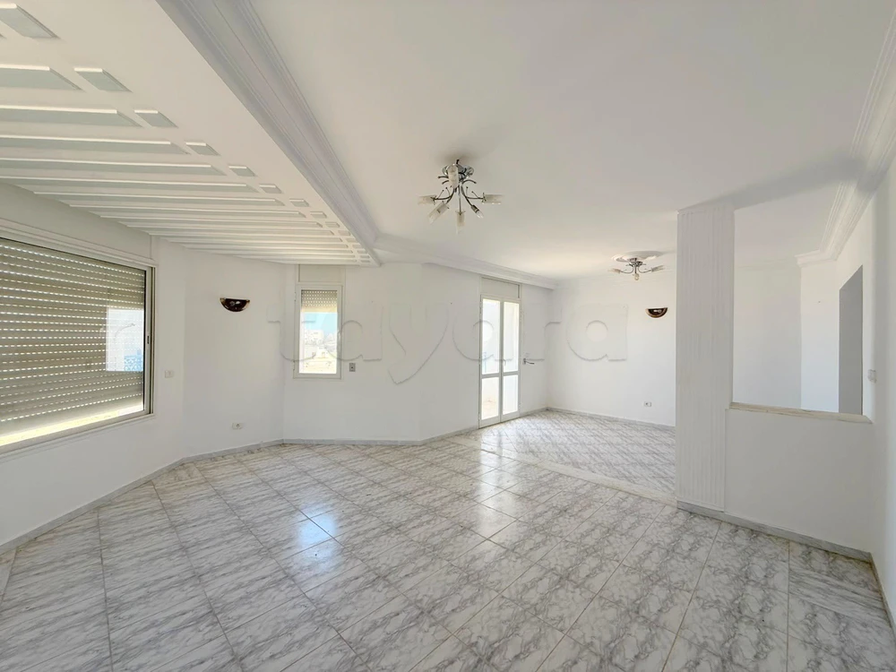 Appartement s+4 en vente