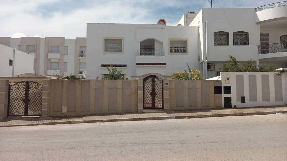 فيلا للبيع في ديار بني محمود عقبة