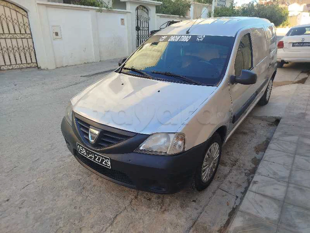 Carte voiture Dacia Logan