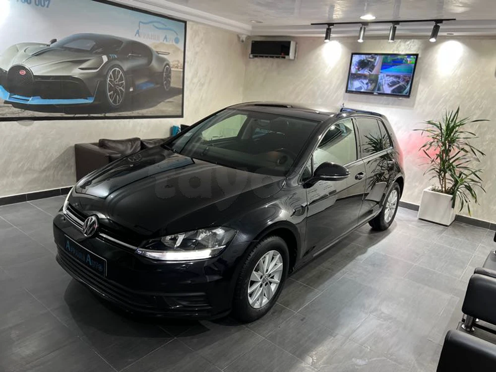 Volkswagen Golf 7 2020 Essence 5 CV à Tunis autoprix.tn