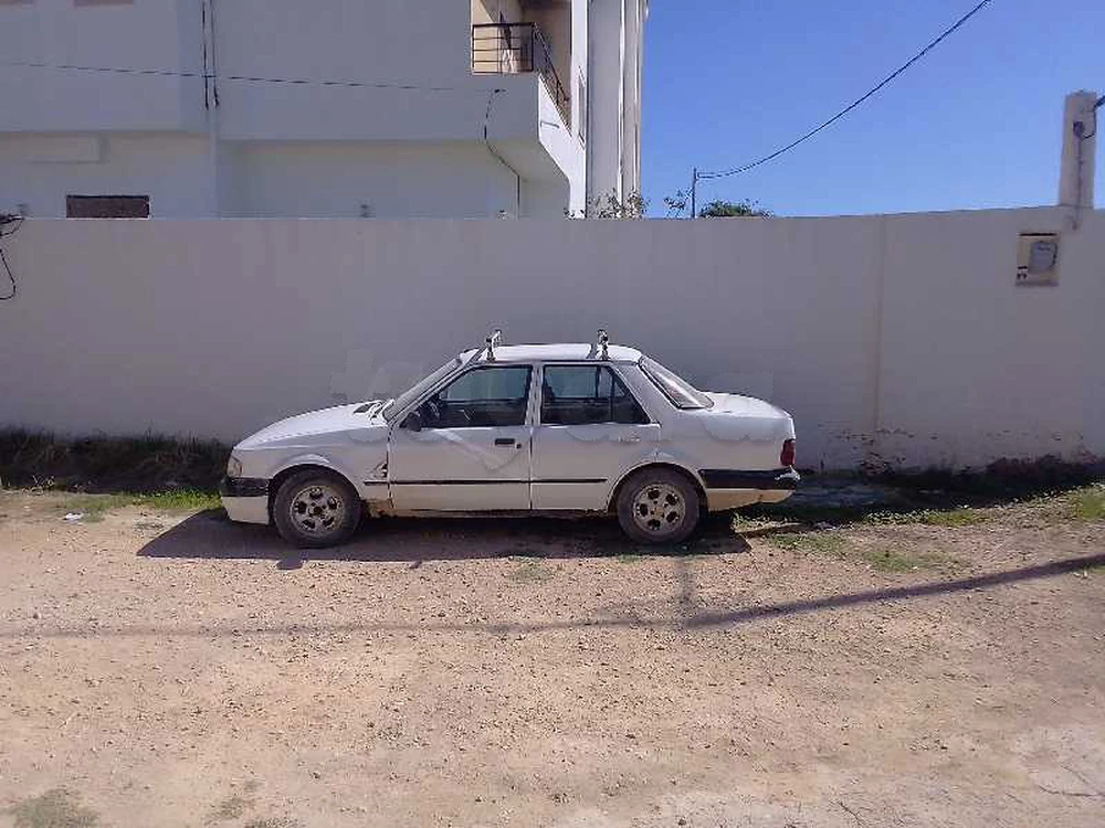 Carte voiture Ford Orion