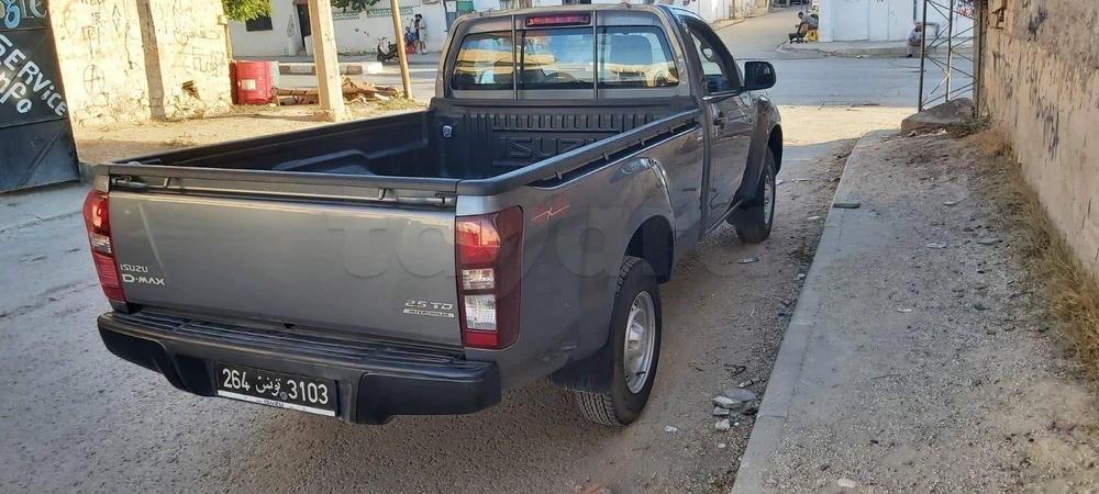 Isuzu D-Max