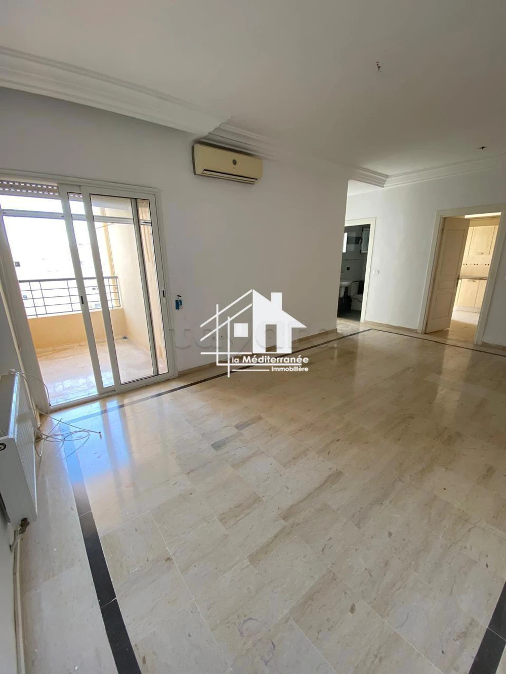 À vendre Appartement S+2 à manouba