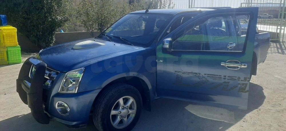 Carte voiture Isuzu D-Max