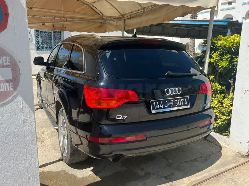 Audi Q7