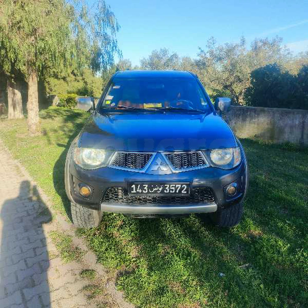 Carte voiture Mitsubishi L200