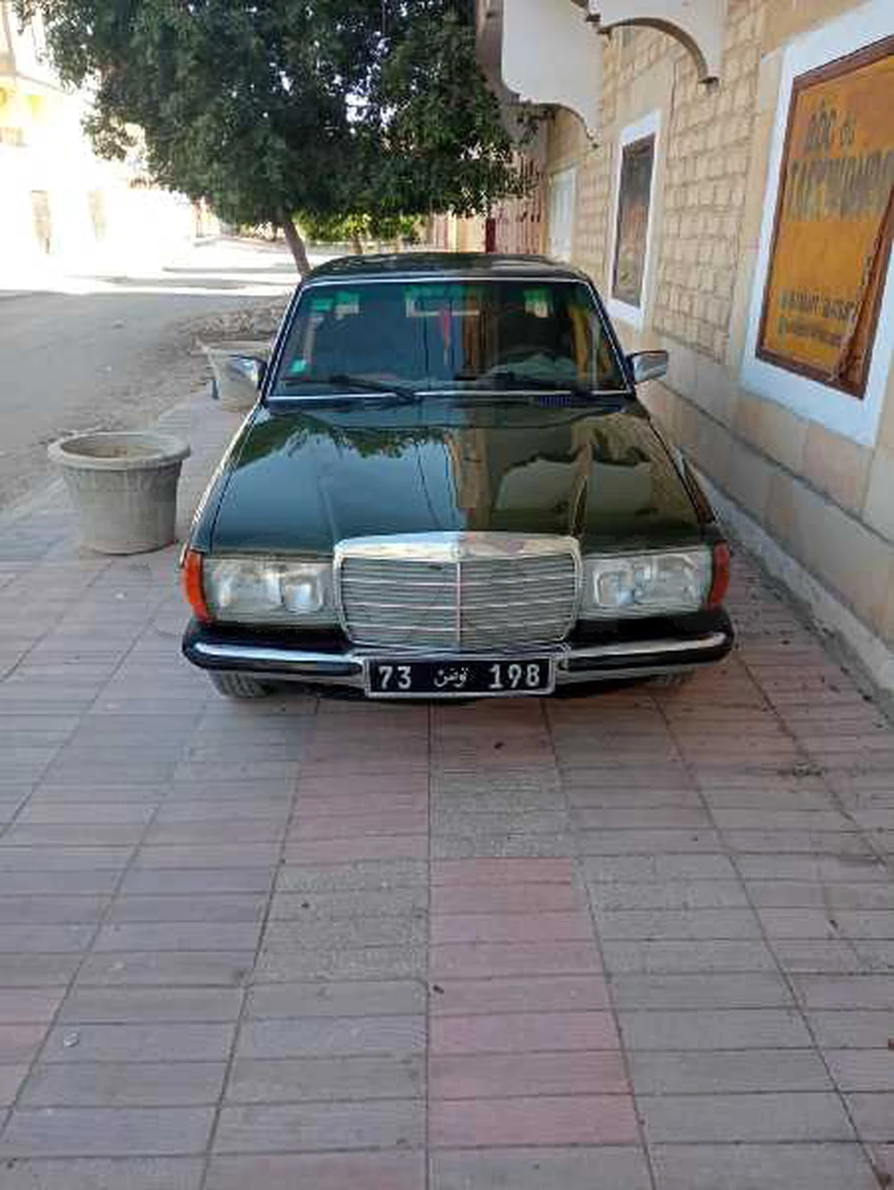 Carte voiture Mercedes-Benz 240