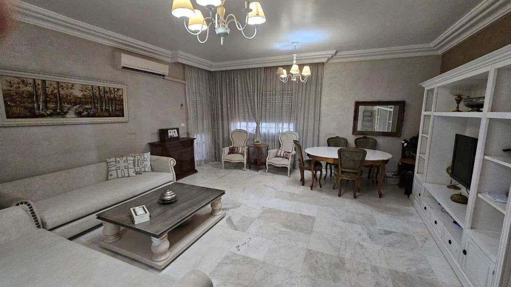 Appartement S+3 à vendre à El Aouina