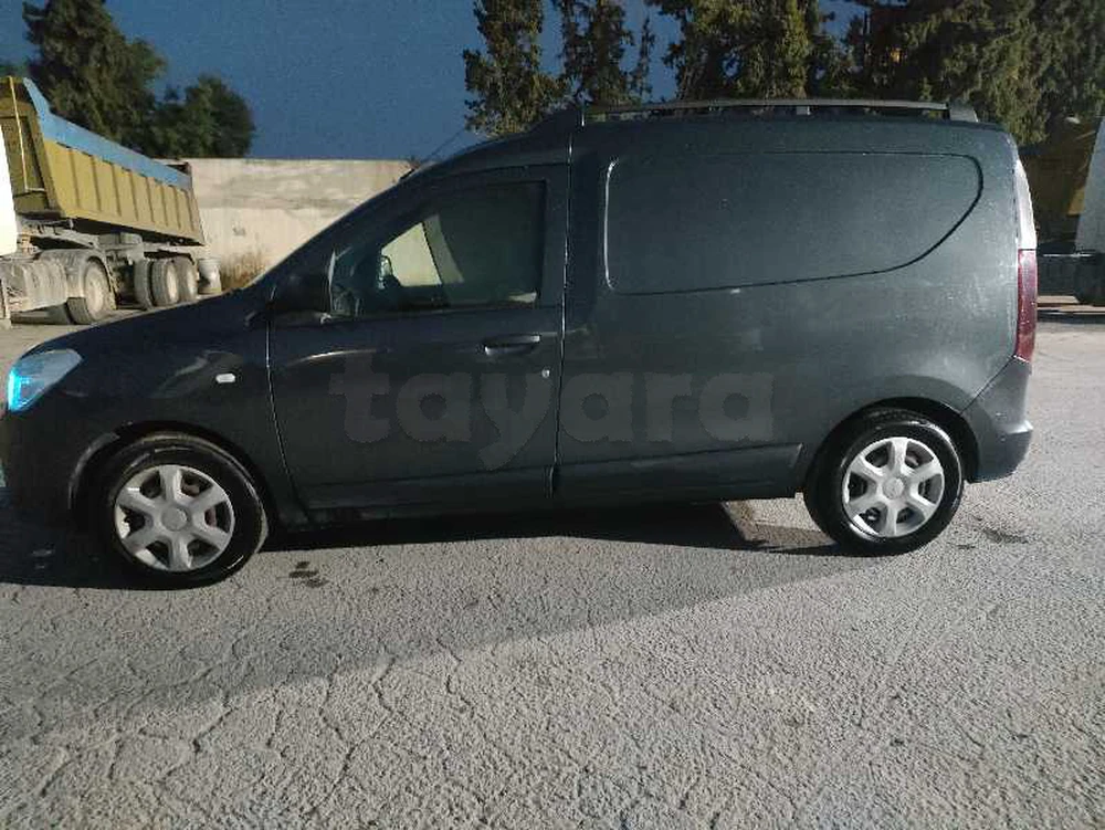 Carte voiture Dacia Dokker