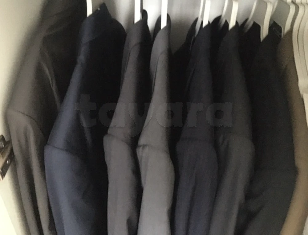 Très beau costume T56 : 150 DT Grande marque + cravates . importé FRANCE 22510860 La Marsa