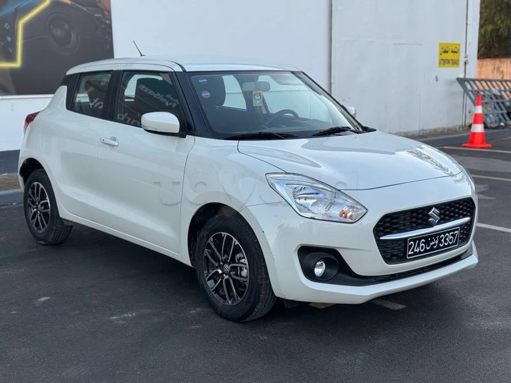 Carte voiture Suzuki Swift