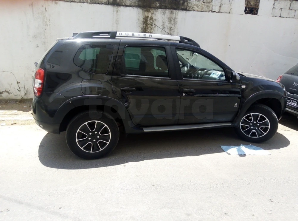 Carte voiture Dacia Duster