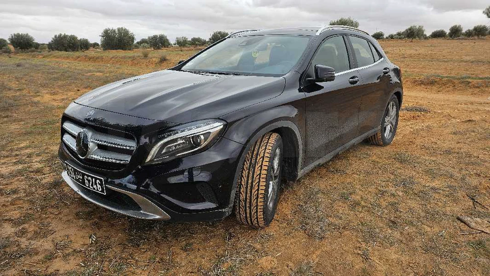 Carte voiture Mercedes-Benz Classe GLA