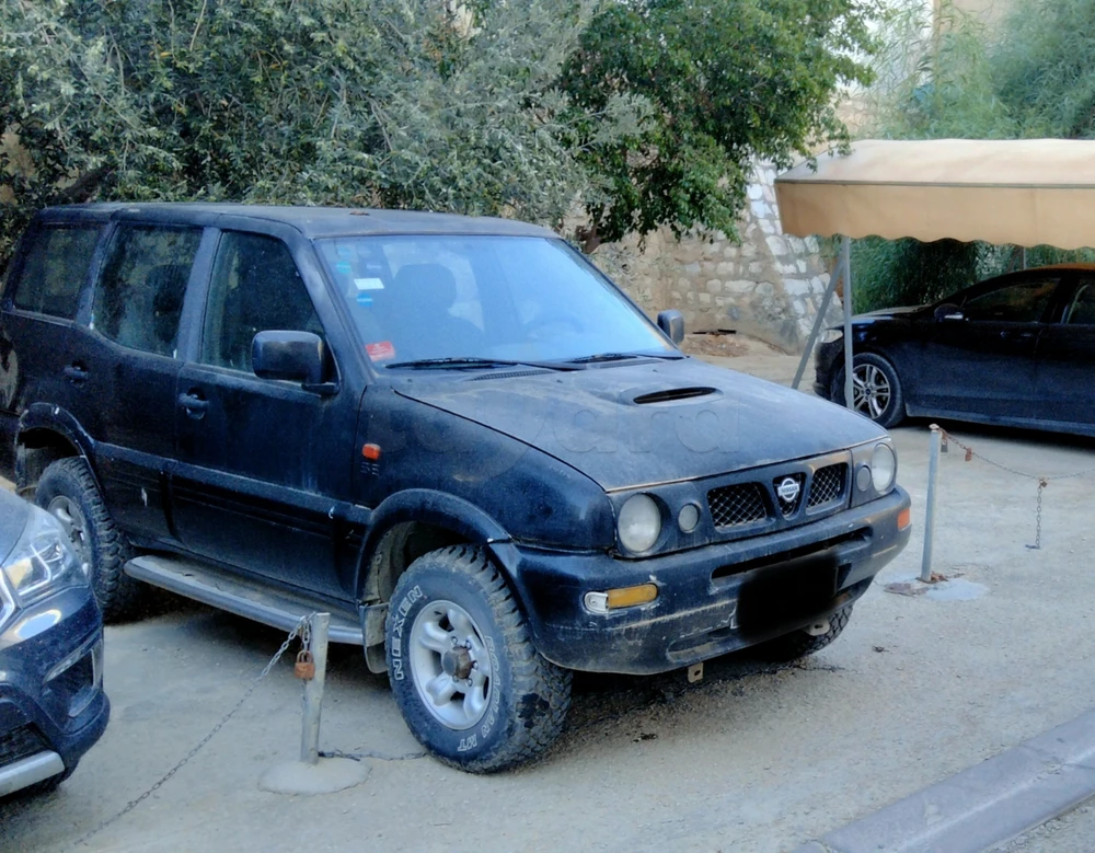 Carte voiture Nissan Terrano