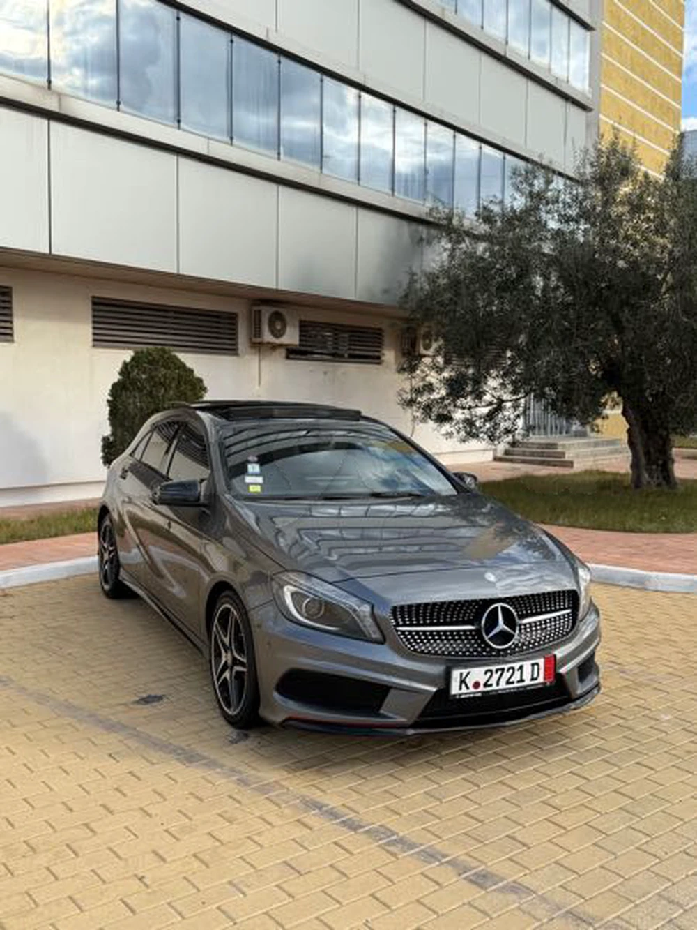 Carte voiture Mercedes-Benz Classe A