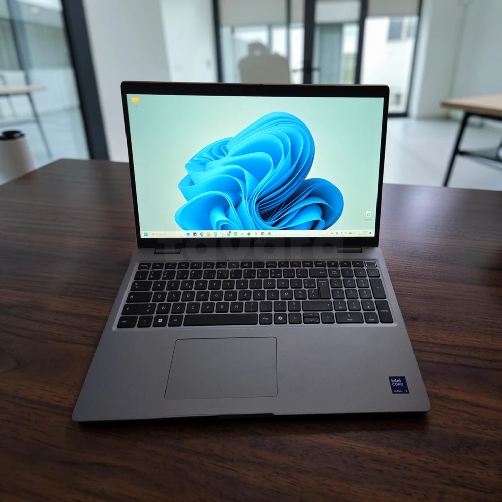 Dell Latitude 5550 – Core Ultra 7 / 32 Go DDR5 / SSD 512 Go -- Prix : 2 500 DT FERME – NON NÉGOCIABLE