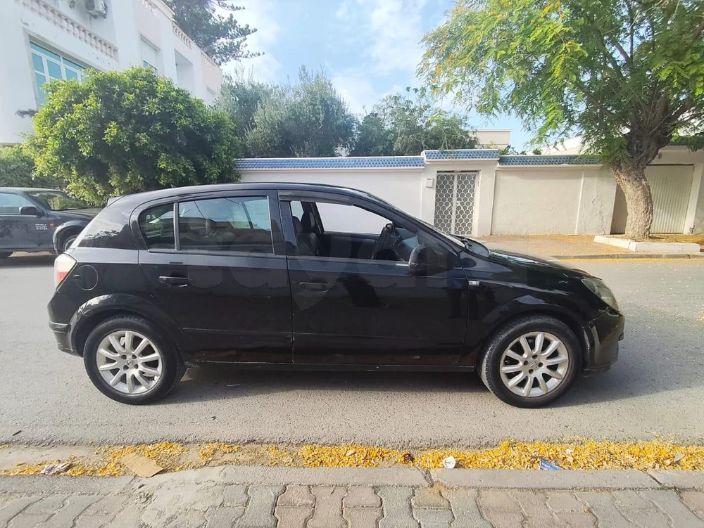 Carte voiture Opel Astra