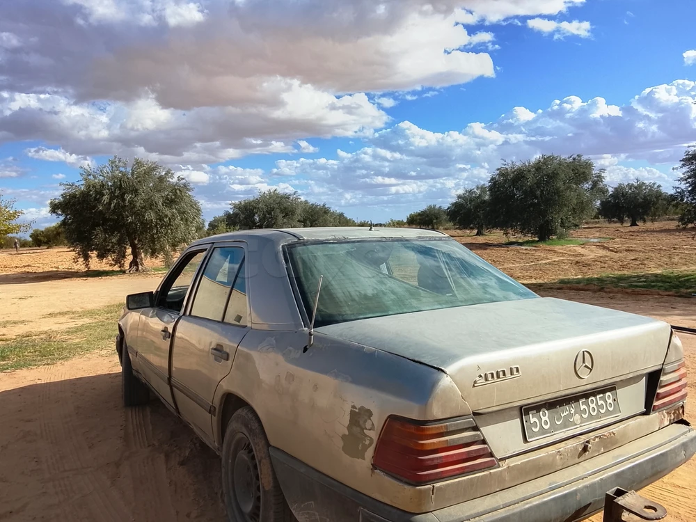 Carte voiture Mercedes-Benz 230