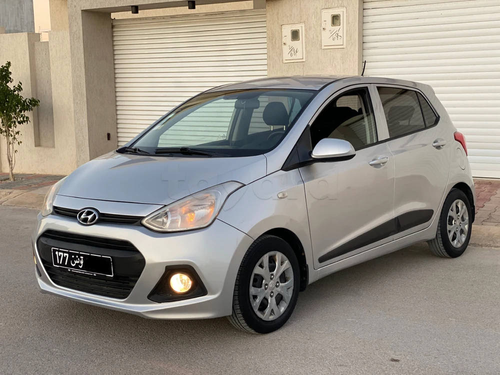 Carte voiture Hyundai i10