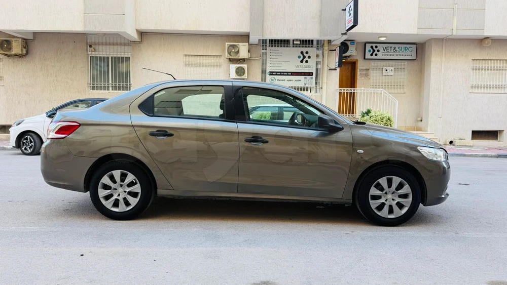Peugeot 301