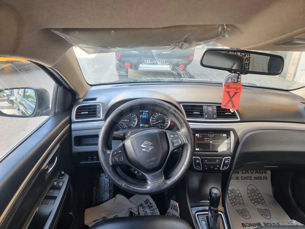 Suzuki Baleno