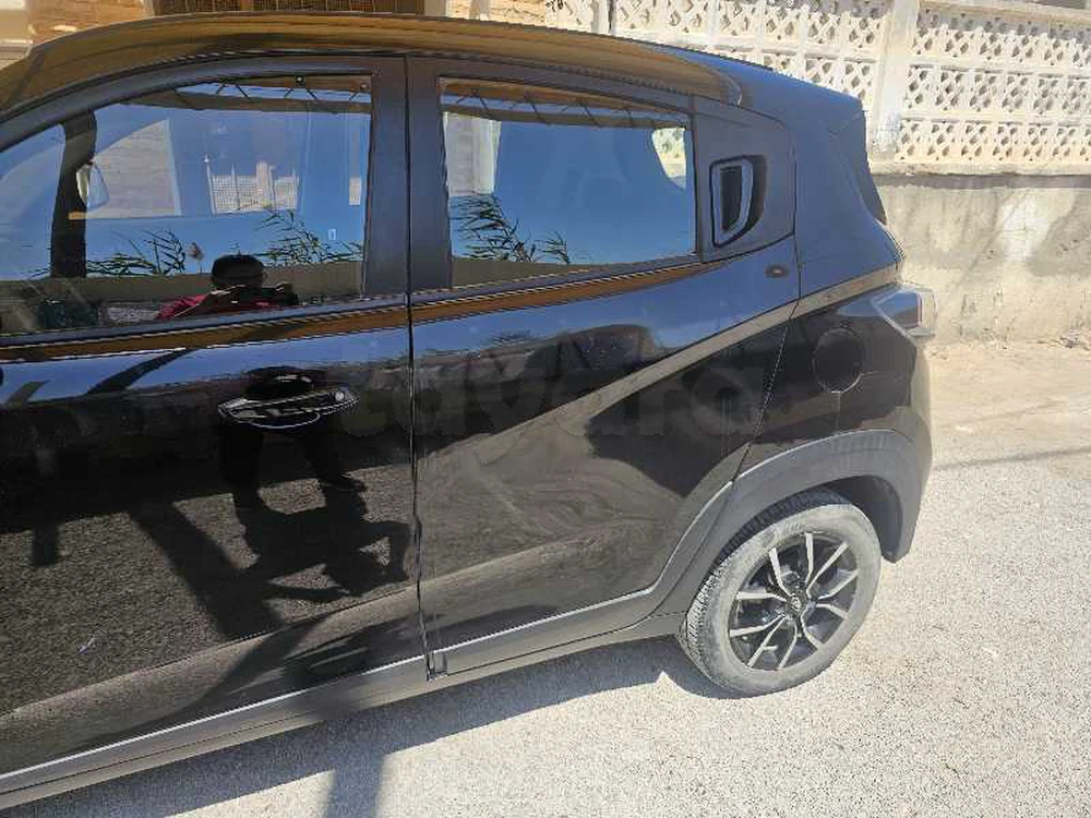 Mahindra Hover