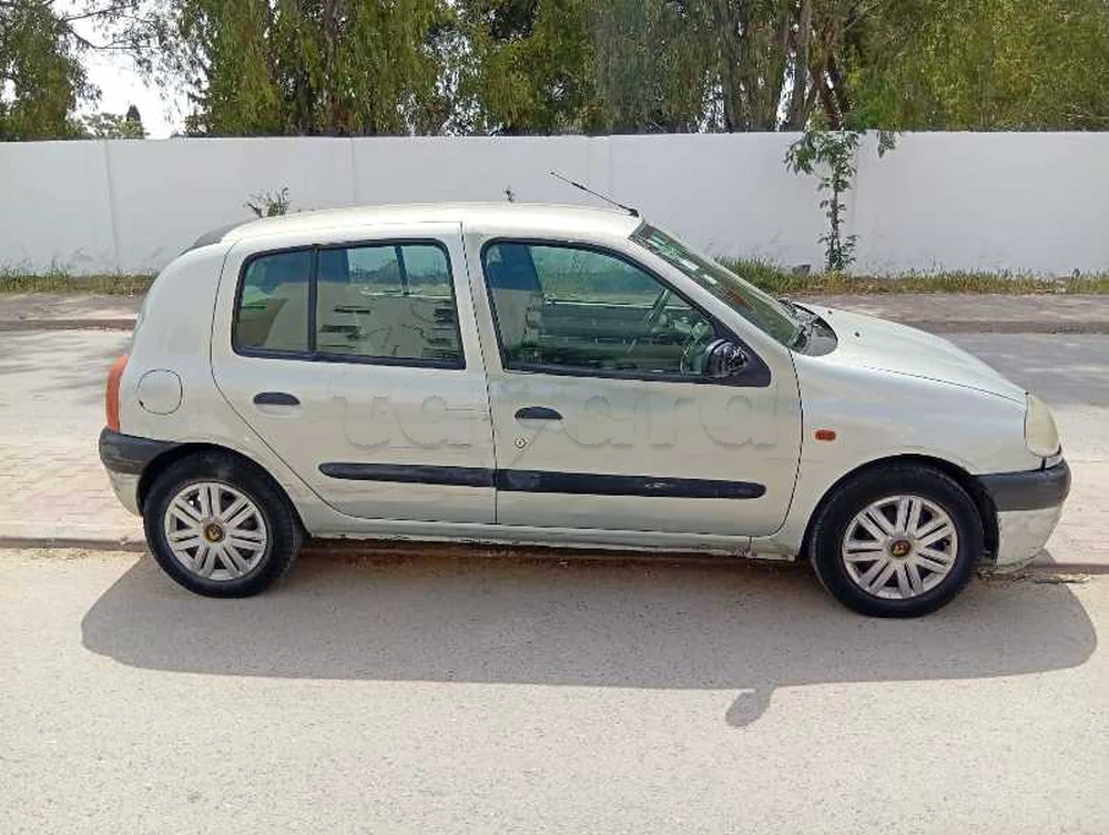 Carte voiture Renault Clio