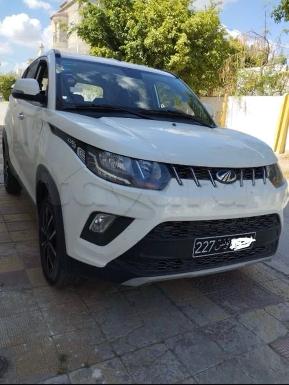 Carte voiture Mahindra Hover