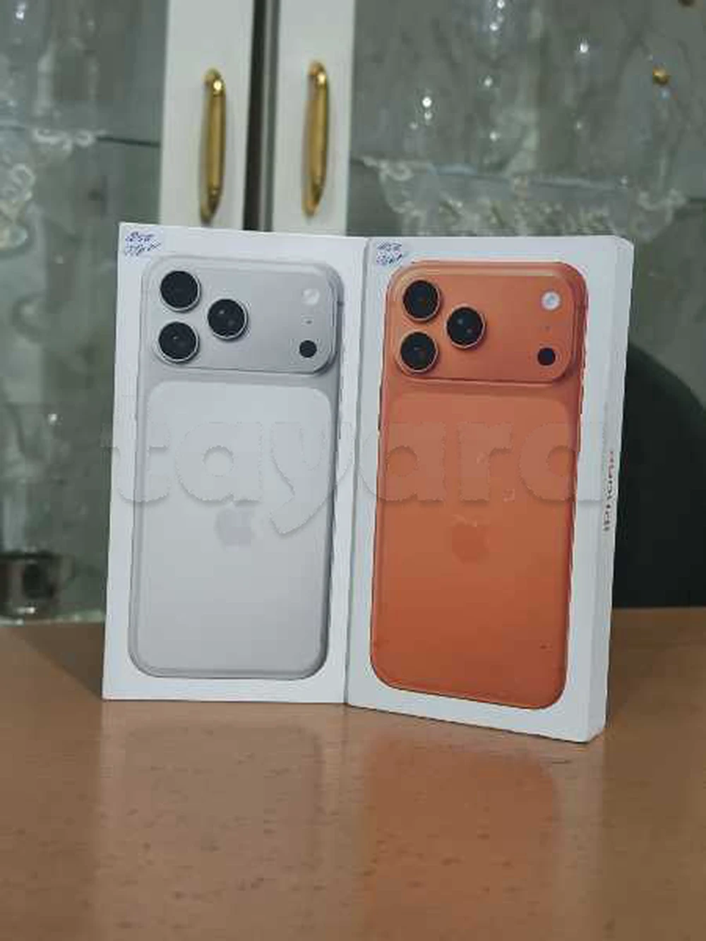 iphone 17 Pro max Cacheté