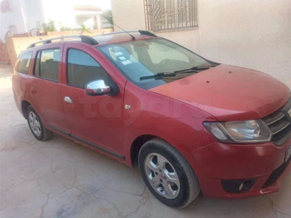 Carte voiture Dacia Logan